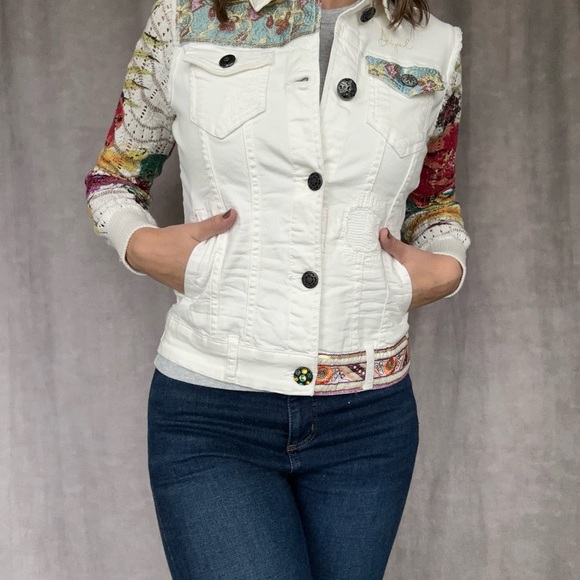 Floral Knit Sleeve White Denim Jacket by Desigual. - Size 36 / Small, Colorful! - Picture 7 of 8